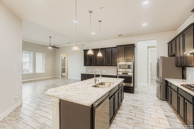 21918 Big Bend Canyon, San Antonio, TX 78258