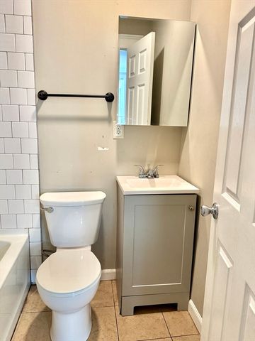 29 Chase 1L, Lynn, MA 01902