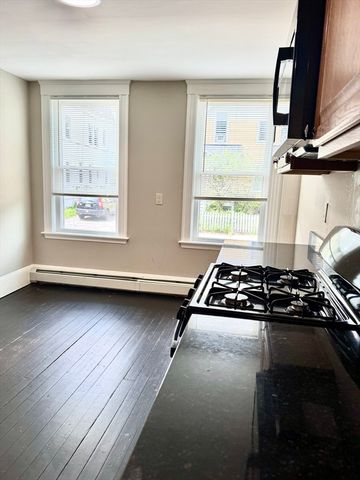 29 Chase 1L, Lynn, MA 01902
