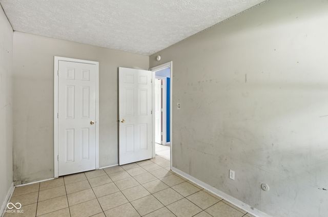 5913 Dunseth Court, Indianapolis, IN 46254