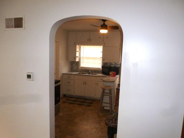 5610 Ridge Road, Stevensville Vllg, MI 49127