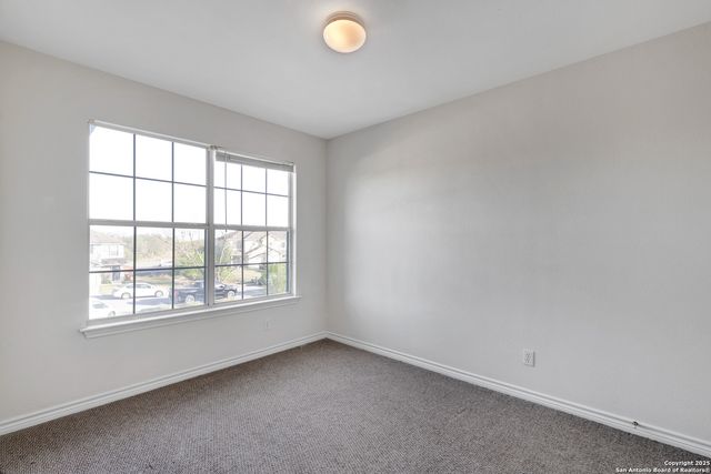 10023 Vasso Vw Apt 1, Converse, TX 78109