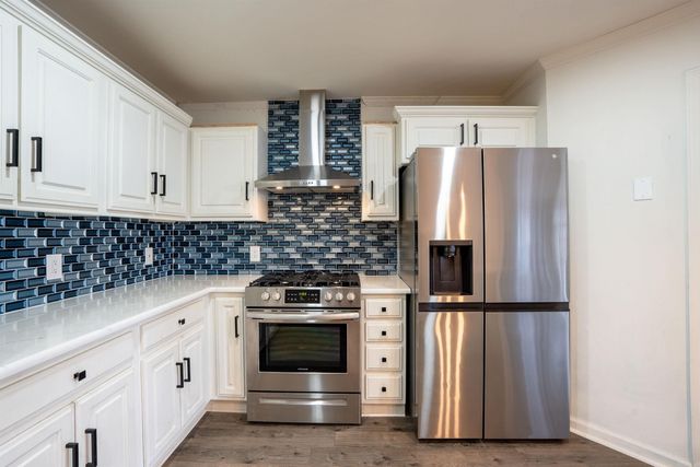 2306 Orleans Place, Searcy, AR 72143