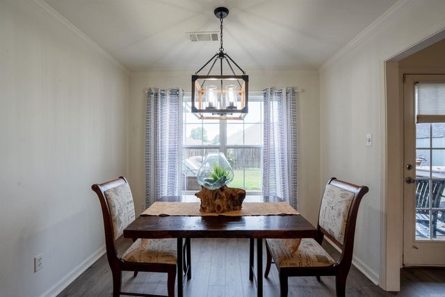 2306 Orleans Place, Searcy, AR 72143