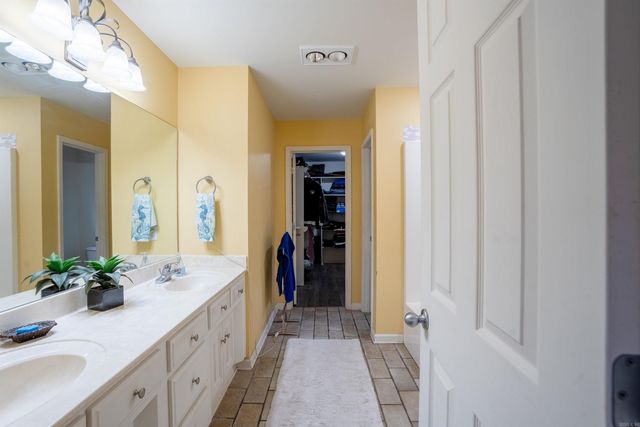 2306 Orleans Place, Searcy, AR 72143