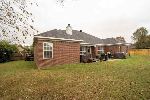 2306 Orleans Place, Searcy, AR 72143