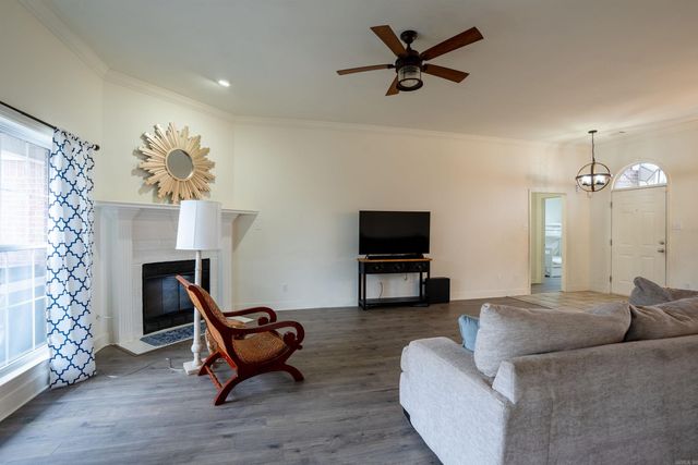 2306 Orleans Place, Searcy, AR 72143