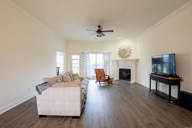 2306 Orleans Place, Searcy, AR 72143