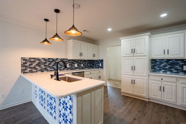 2306 Orleans Place, Searcy, AR 72143