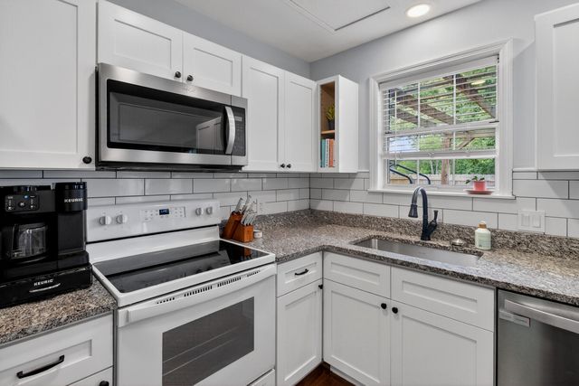 113 E Hartwick Lane, Goose Creek, SC 29445