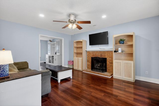 113 E Hartwick Lane, Goose Creek, SC 29445