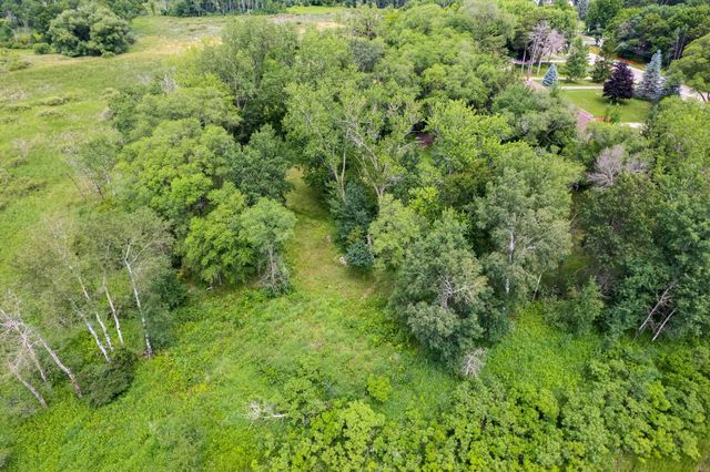 5715 Hodgson Road, Shoreview, MN 55126