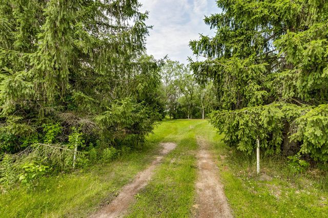 5715 Hodgson Road, Shoreview, MN 55126