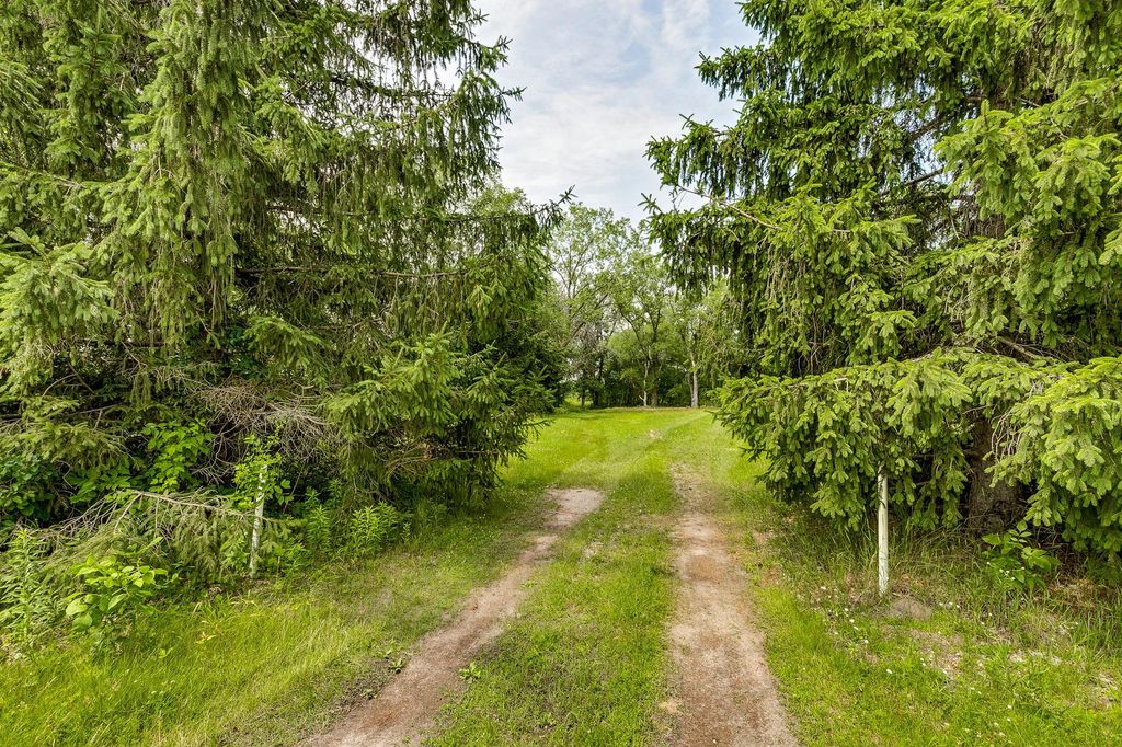 5715 Hodgson Road, Shoreview, MN 55126 — photo 3