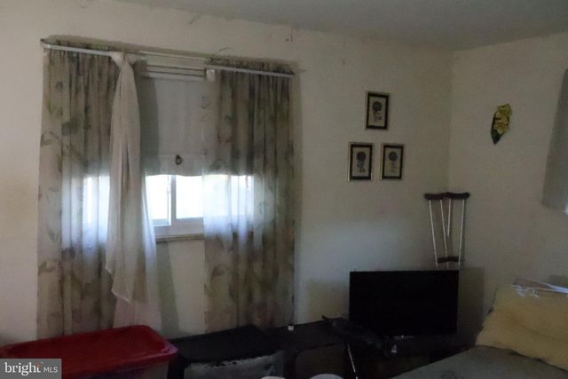 1456 THORNBERRY RD, Wyncote, PA 19095