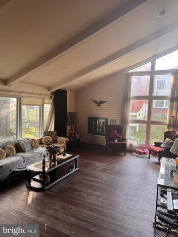 1456 THORNBERRY RD, Wyncote, PA 19095