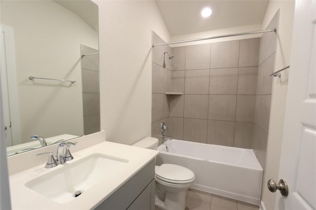 1435 Waggoner Ranch Trail, Conroe, TX 77301