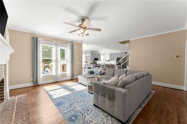 1898 Shaker Falls Lane, Lawrenceville, GA 30045