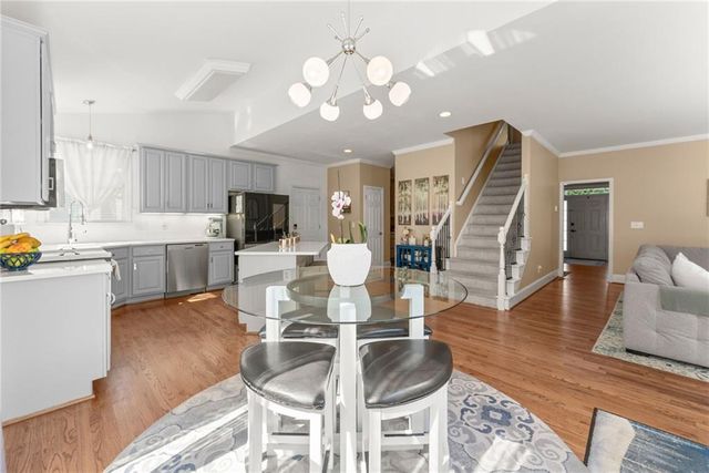 1898 Shaker Falls Lane, Lawrenceville, GA 30045