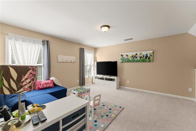 1898 Shaker Falls Lane, Lawrenceville, GA 30045