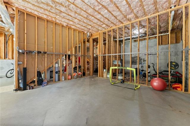 1898 Shaker Falls Lane, Lawrenceville, GA 30045
