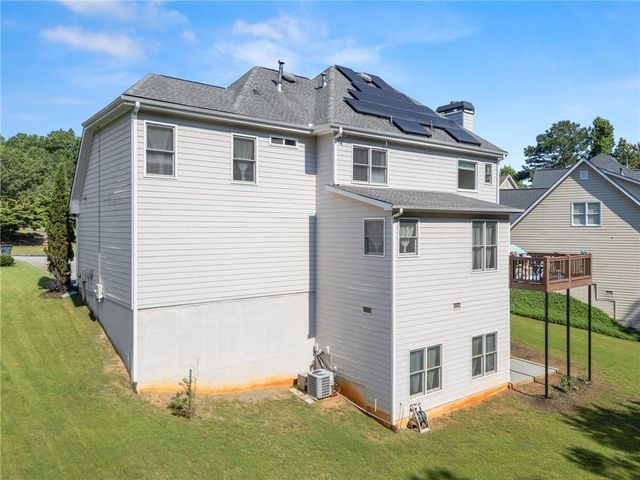 1898 Shaker Falls Lane, Lawrenceville, GA 30045