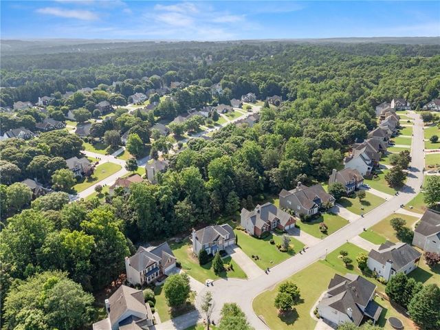 1898 Shaker Falls Lane, Lawrenceville, GA 30045