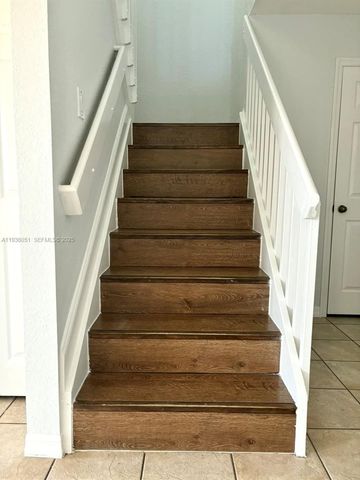 16276 SW 75th St, Miami, FL 33193