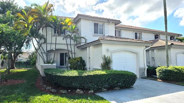 16276 SW 75th St, Miami, FL 33193