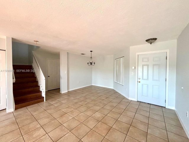 16276 SW 75th St, Miami, FL 33193