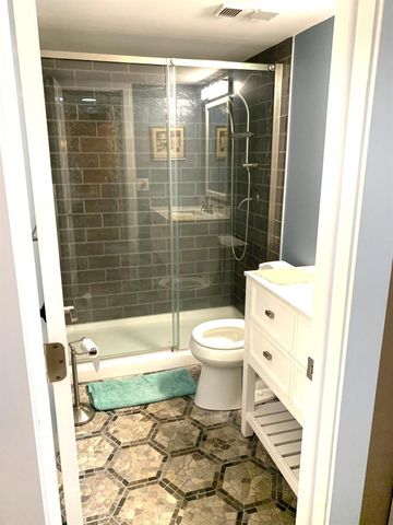 2820 Tennis Club Drive 302, West Palm Beach, FL 33417
