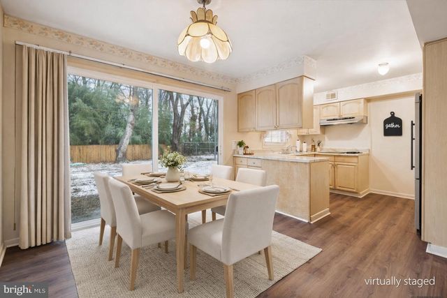 21 GLENVIEW LN, Willingboro, NJ 08046