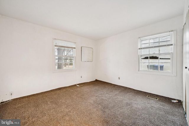 21 GLENVIEW LN, Willingboro, NJ 08046