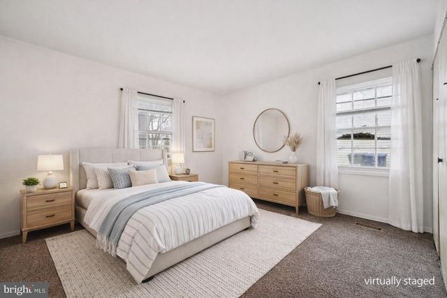 21 GLENVIEW LN, Willingboro, NJ 08046