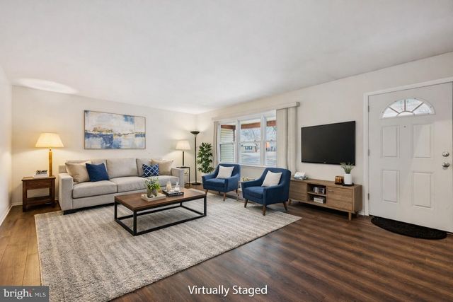 21 GLENVIEW LN, Willingboro, NJ 08046