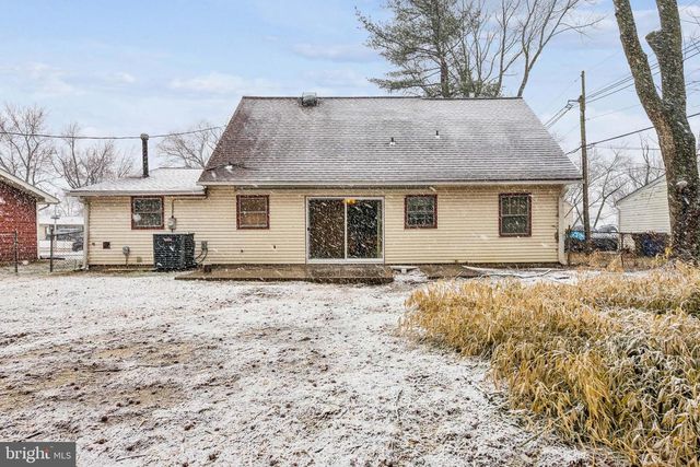 21 GLENVIEW LN, Willingboro, NJ 08046