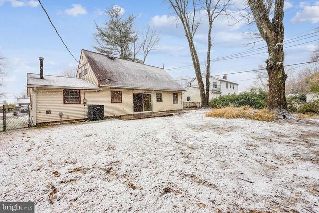 21 GLENVIEW LN, Willingboro, NJ 08046