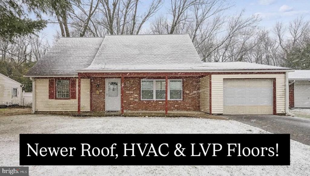 21 GLENVIEW LN, Willingboro, NJ 08046