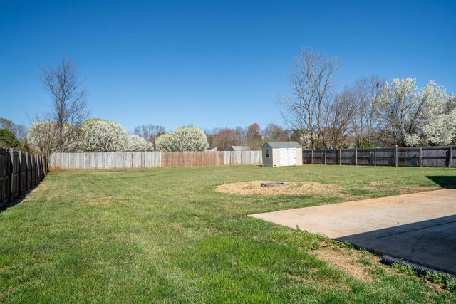 376 Shadow Oak, Boiling Springs, SC 29316