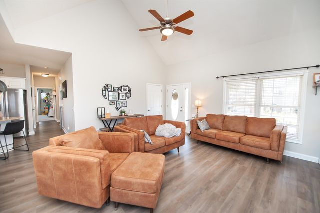 376 Shadow Oak, Boiling Springs, SC 29316