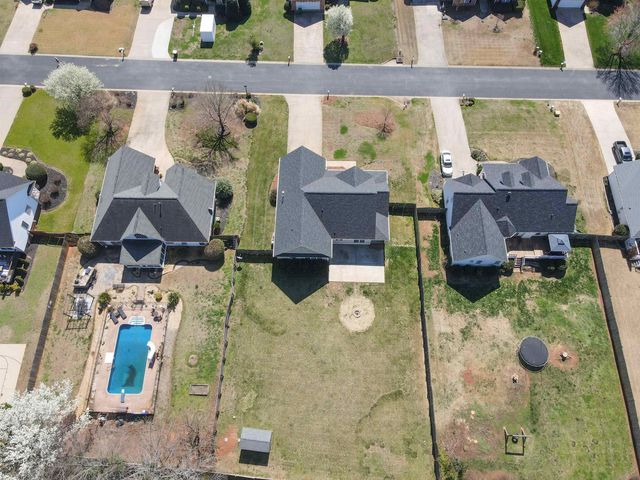 376 Shadow Oak, Boiling Springs, SC 29316