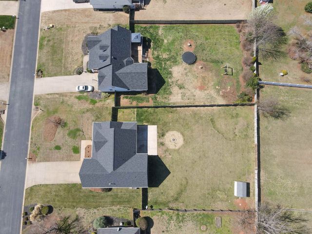 376 Shadow Oak, Boiling Springs, SC 29316