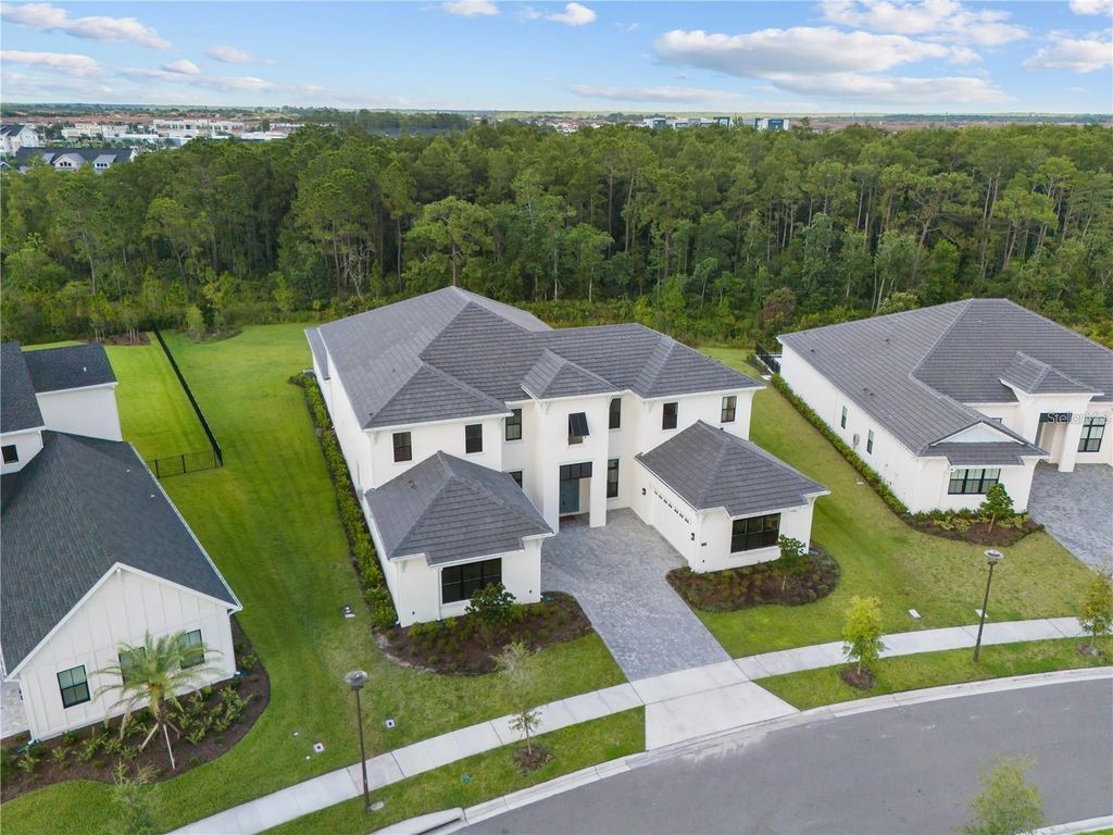 Image 59 of property listing at 9847 LAUREL BERRY DRIVE, Orlando, FL 32827