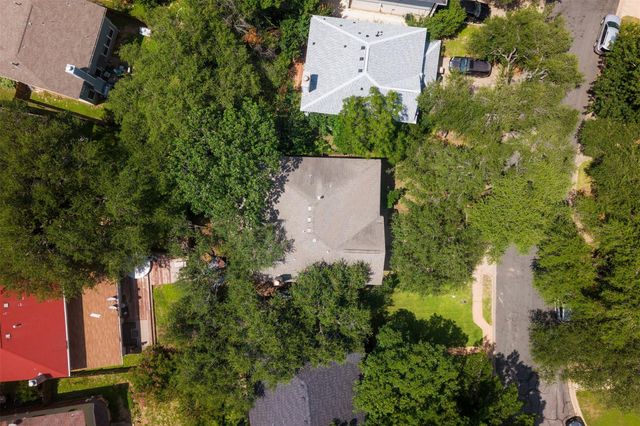 7516 Windrush DR, Austin, TX 78729