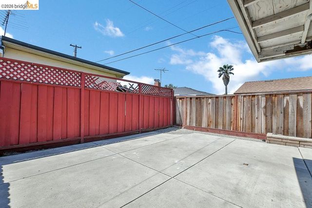 805 Calero St, Milpitas, CA 95035