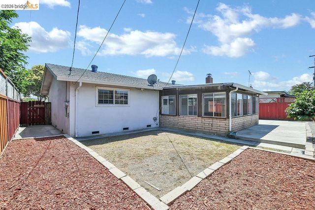 805 Calero St, Milpitas, CA 95035