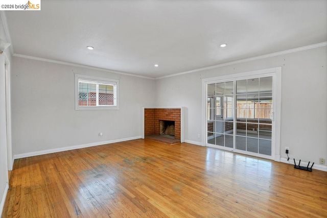 805 Calero St, Milpitas, CA 95035