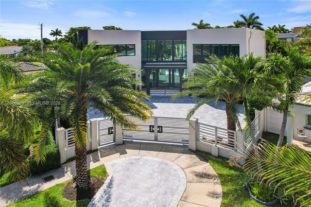 15712 SW 69th Lane, Miami, FL 33193