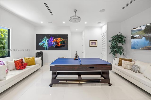 15712 SW 69th Lane, Miami, FL 33193