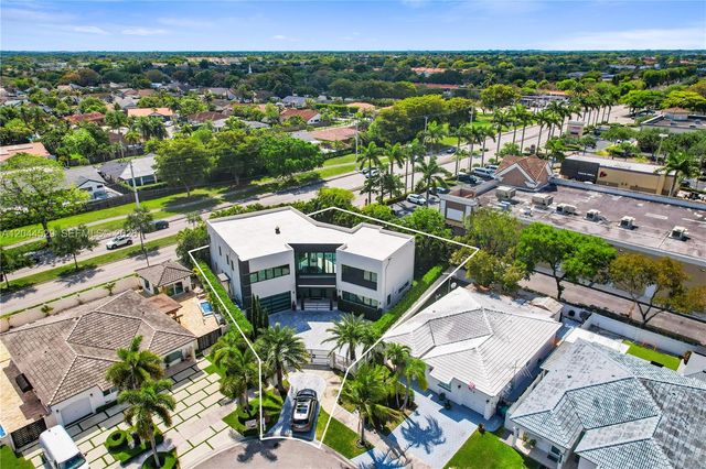 15712 SW 69th Lane, Miami, FL 33193